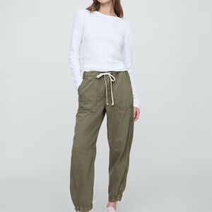 GAP Mid Rise Pull On Barrel Pants